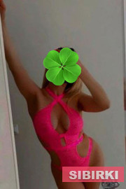 �����