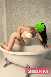 �����